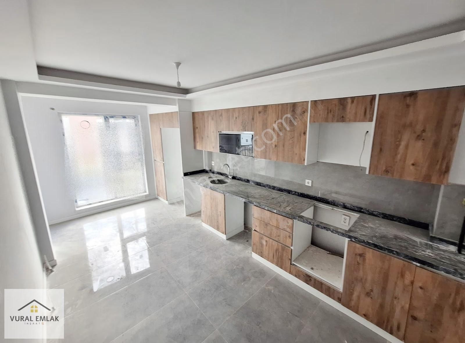 Vural Emlaktan %80 Kredi Limitli İskanlı 4+1 Ara Katta Acill - Görsel 2