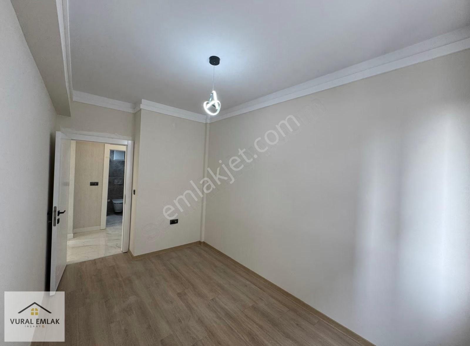 Vural'dan Cadde Üzeri Ara Katta, Geniş Ve Kullanışlı 3+1 Daire - Görsel 12