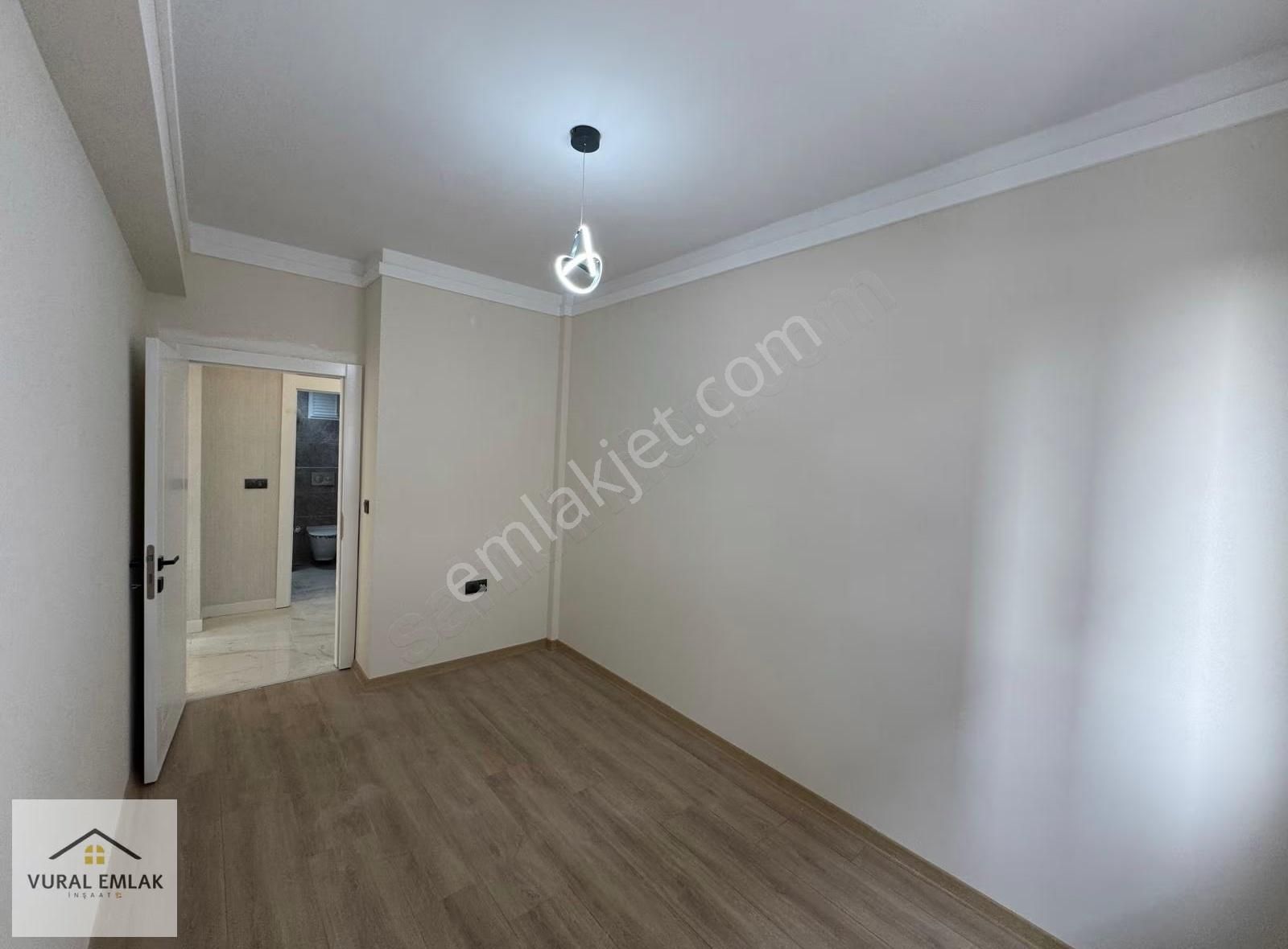 Vural'dan Cadde Üzeri Ara Katta, Geniş Ve Kullanışlı 3+1 Daire - Görsel 11