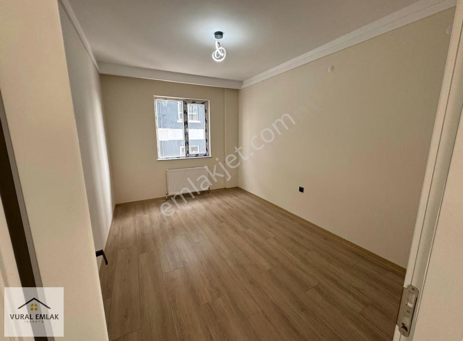 Vural'dan Cadde Üzeri Ara Katta, Geniş Ve Kullanışlı 3+1 Daire - Görsel 14