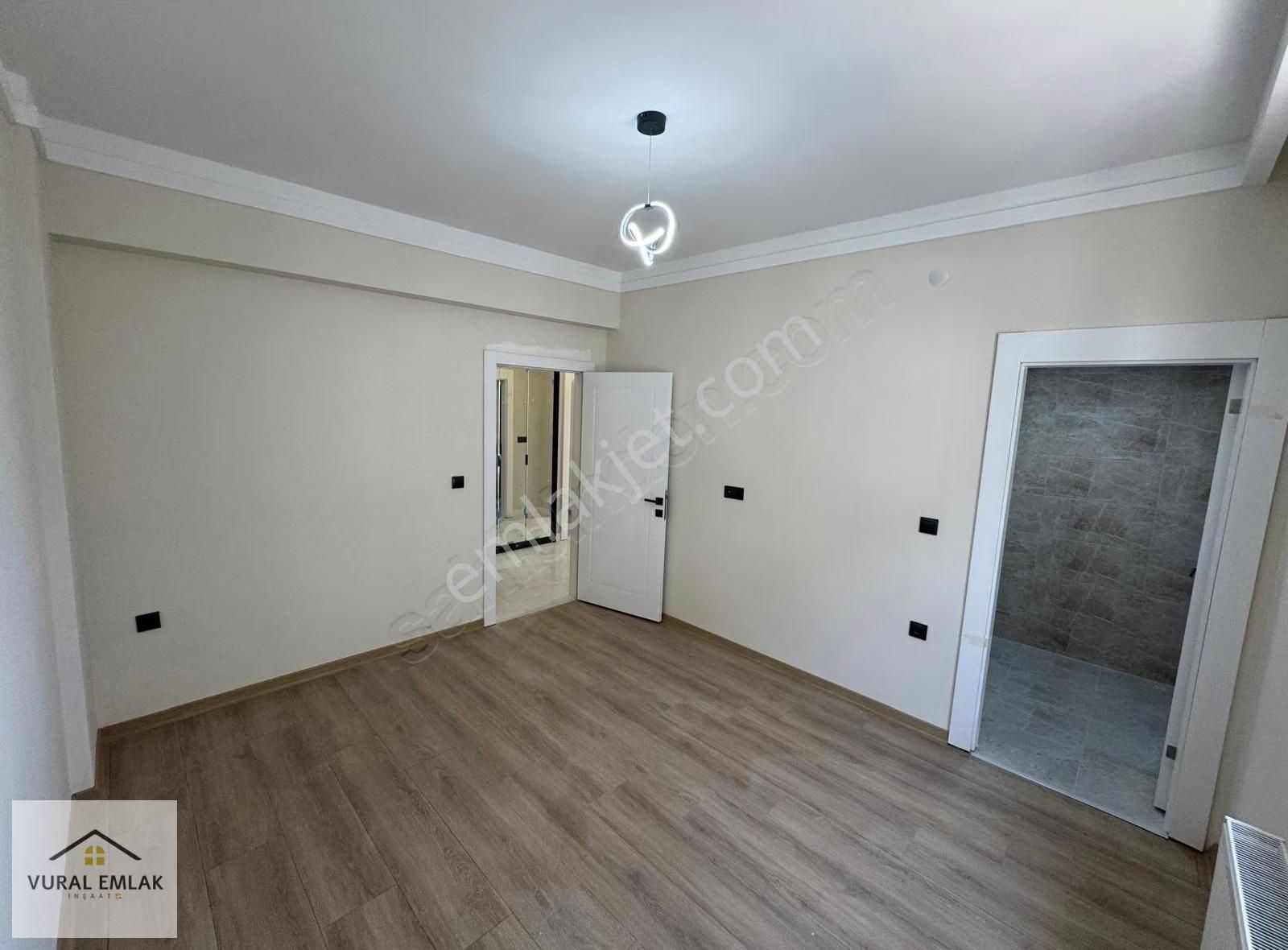 Vural'dan Cadde Üzeri Ara Katta, Geniş Ve Kullanışlı 3+1 Daire - Görsel 35