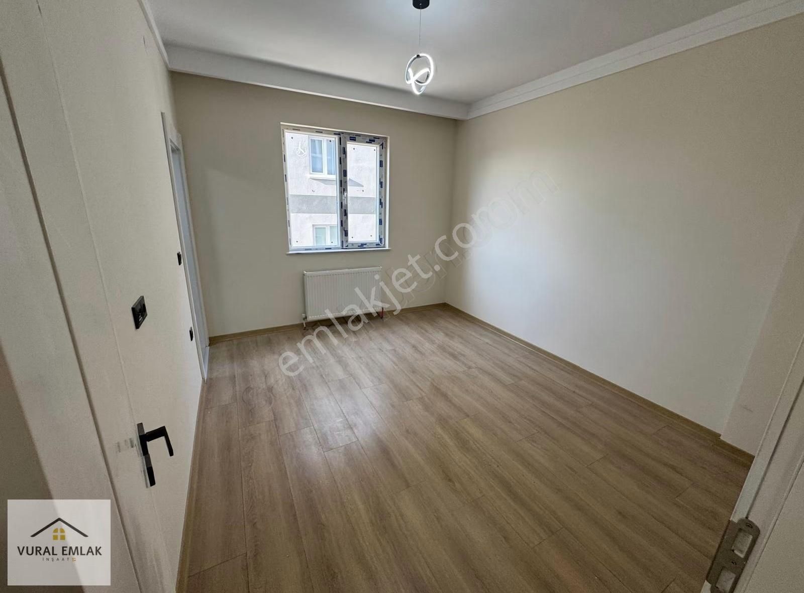 Vural'dan Cadde Üzeri Ara Katta, Geniş Ve Kullanışlı 3+1 Daire - Görsel 33