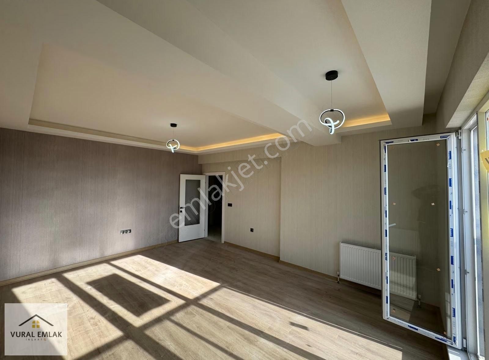 Vural'dan Cadde Üzeri Ara Katta, Geniş Ve Kullanışlı 3+1 Daire - Görsel 23