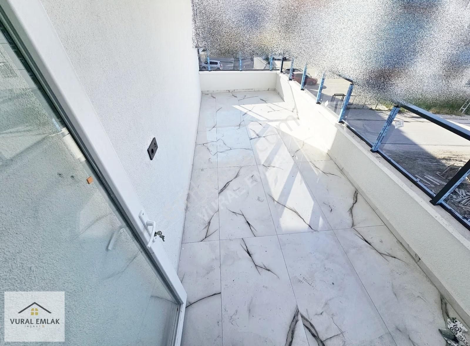 Vural'dan Teras Balkonlu, En Üst Kat, Ultra Lüx 3+1 Daire - Görsel 2