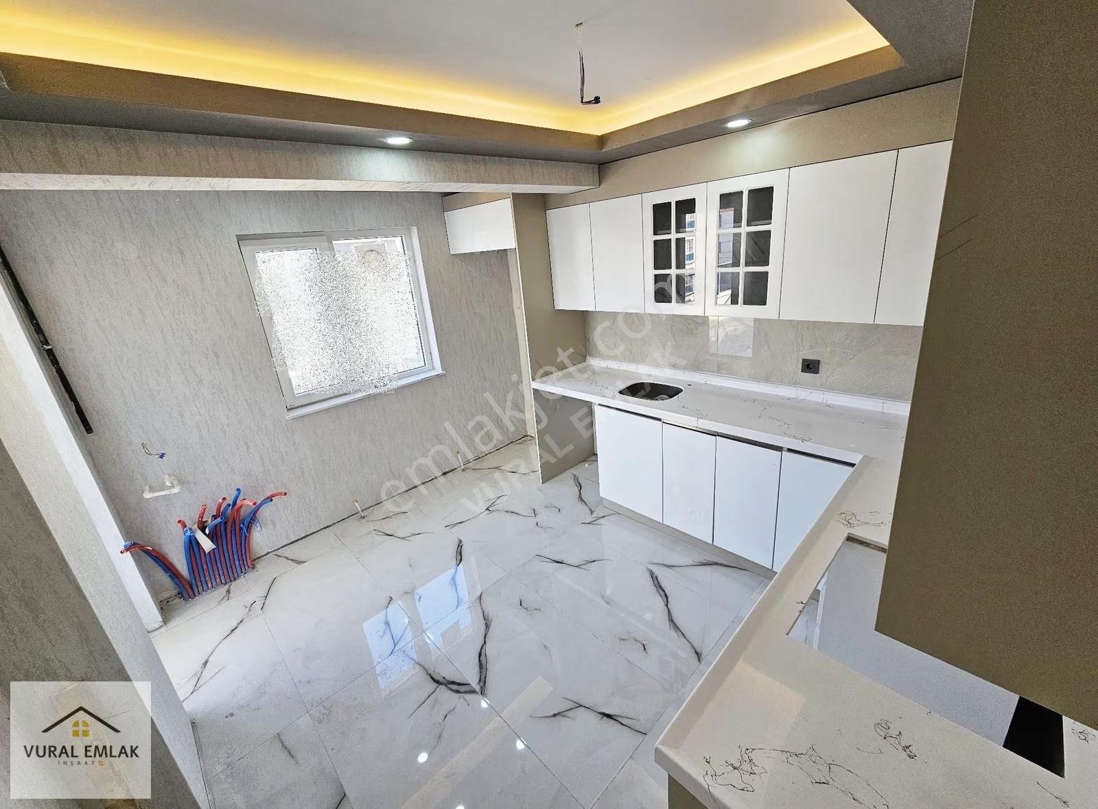 Vural'dan Teras Balkonlu, En Üst Kat, Ultra Lüx 3+1 Daire - Görsel 29