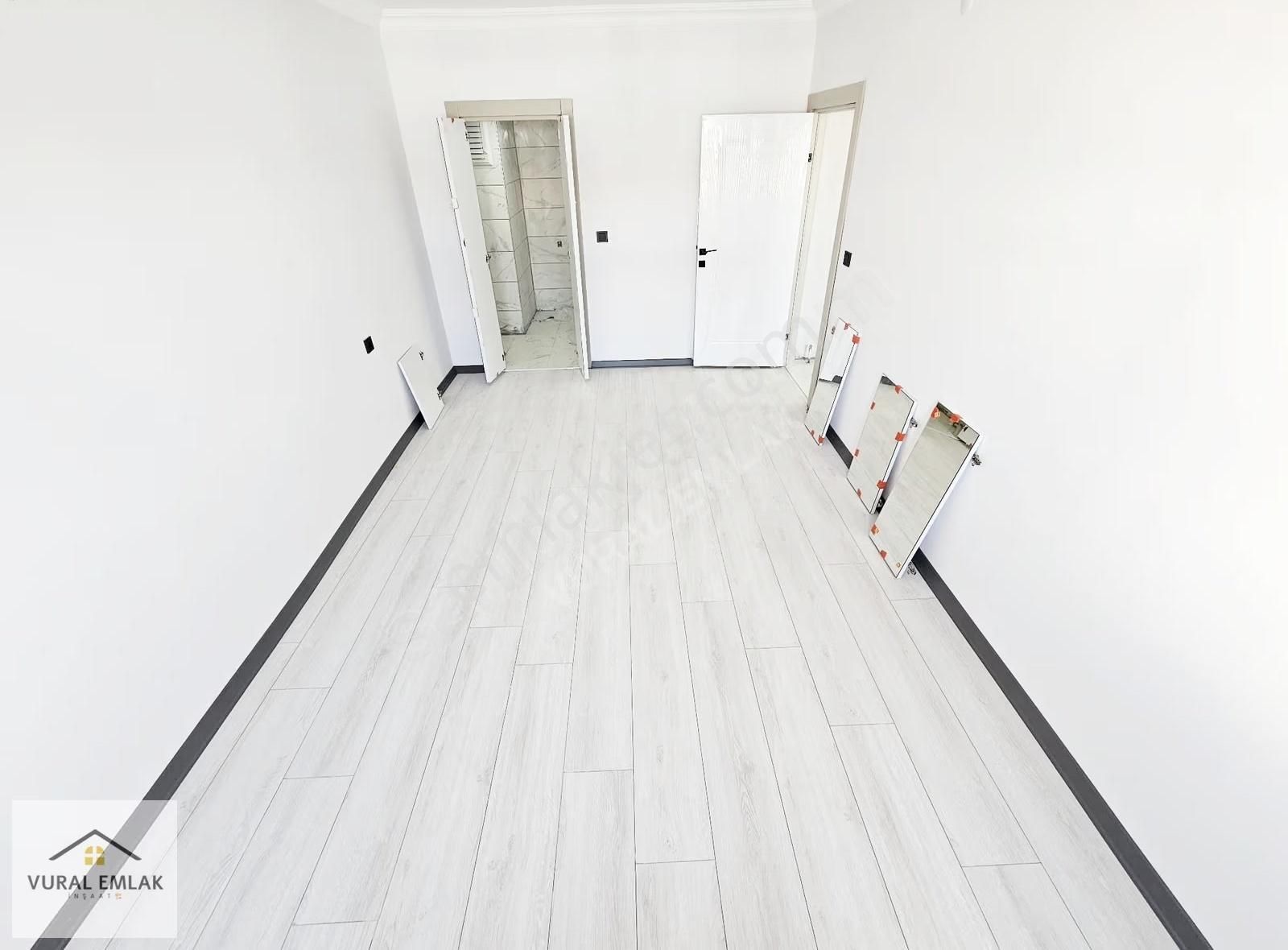 Vural'dan Teras Balkonlu, En Üst Kat, Ultra Lüx 3+1 Daire - Görsel 12