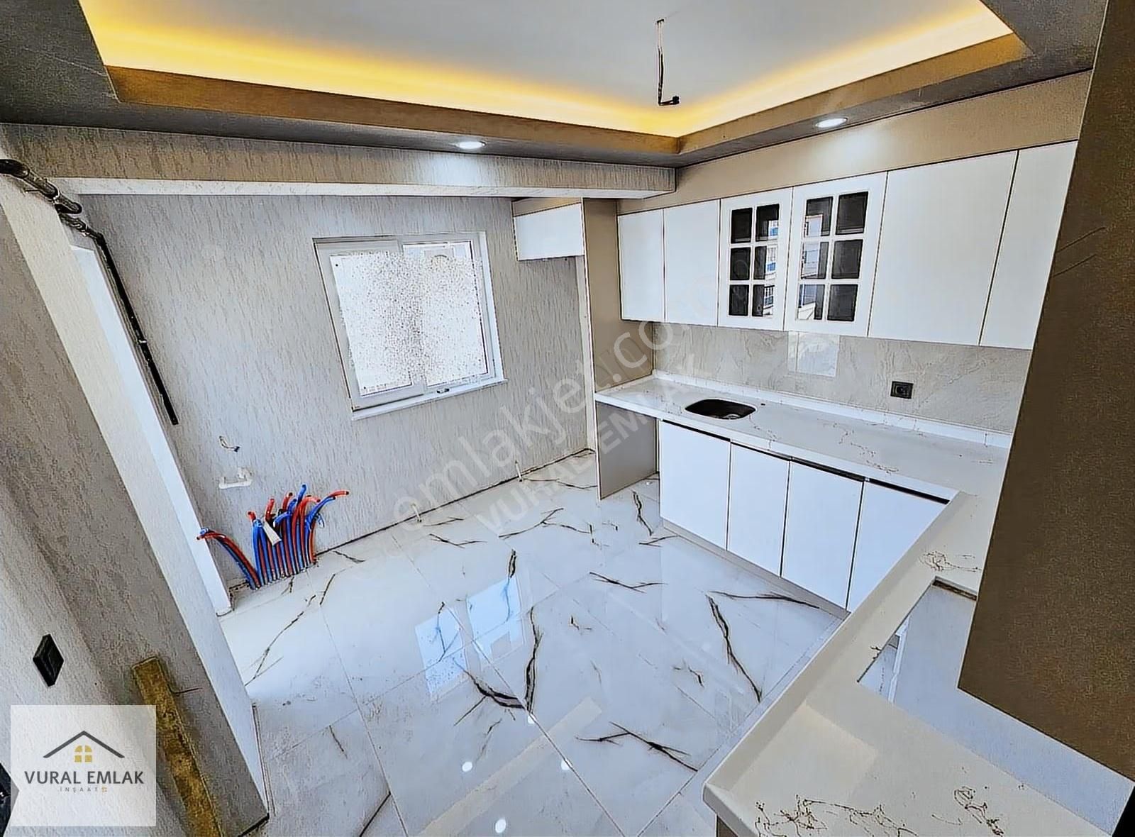 Vural'dan Teras Balkonlu, En Üst Kat, Ultra Lüx 3+1 Daire - Görsel 11