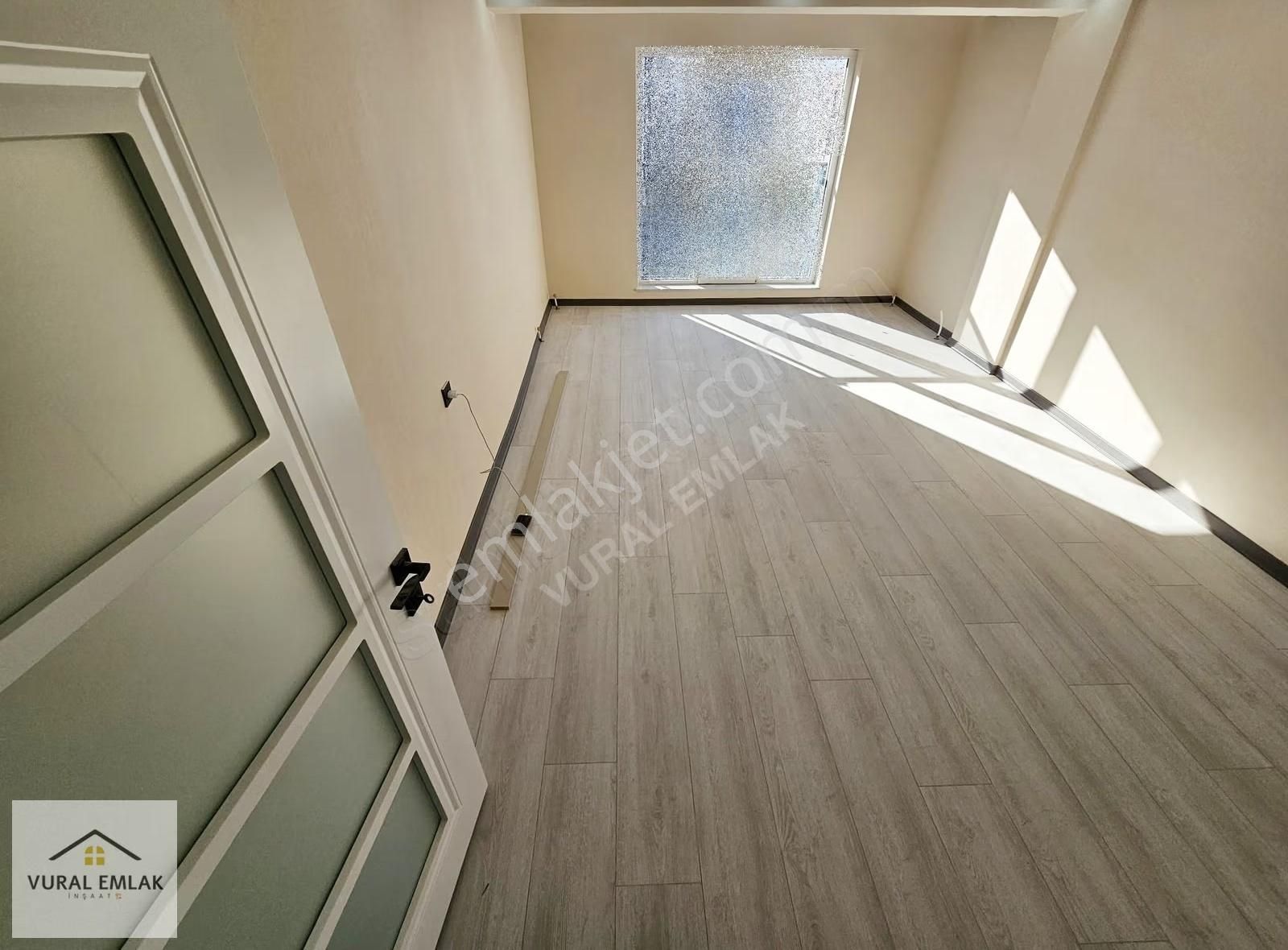 Vural'dan Teras Balkonlu, En Üst Kat, Ultra Lüx 3+1 Daire - Görsel 19