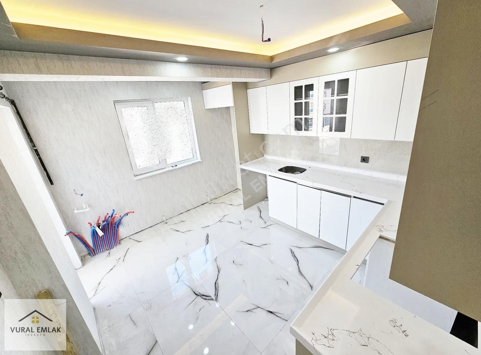 Vural'dan Teras Balkonlu, En Üst Kat, Ultra Lüx 3+1 Daire - Görsel 21