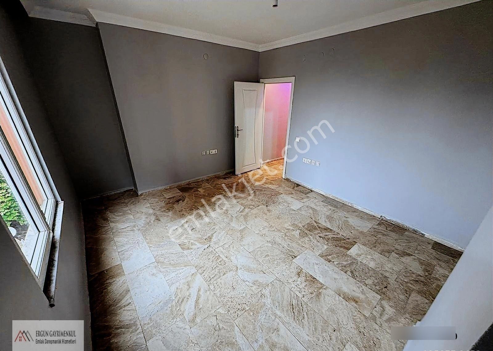 Ergünden Turgutreiste Site İçi Satılık Fırsat 3+1 Daire - Görsel 5