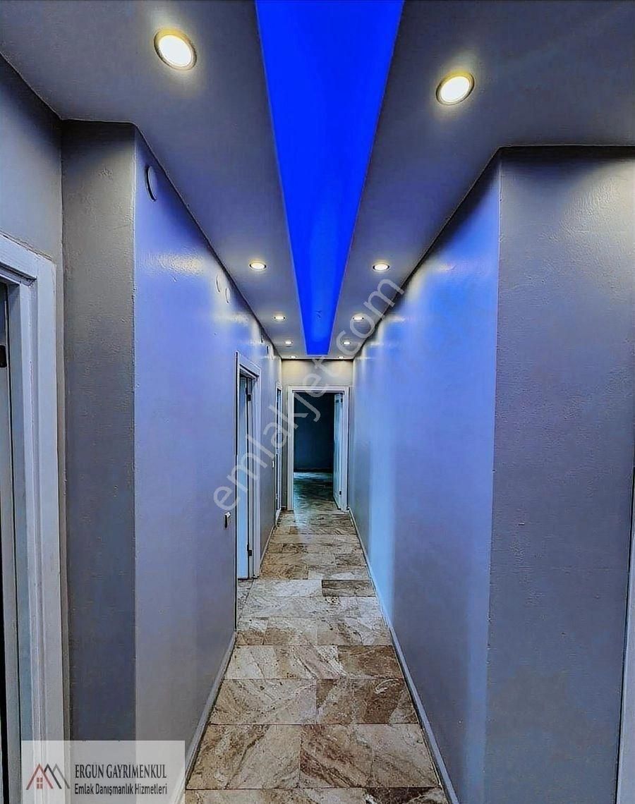 Ergünden Turgutreiste Site İçi Satılık Fırsat 3+1 Daire - Görsel 3