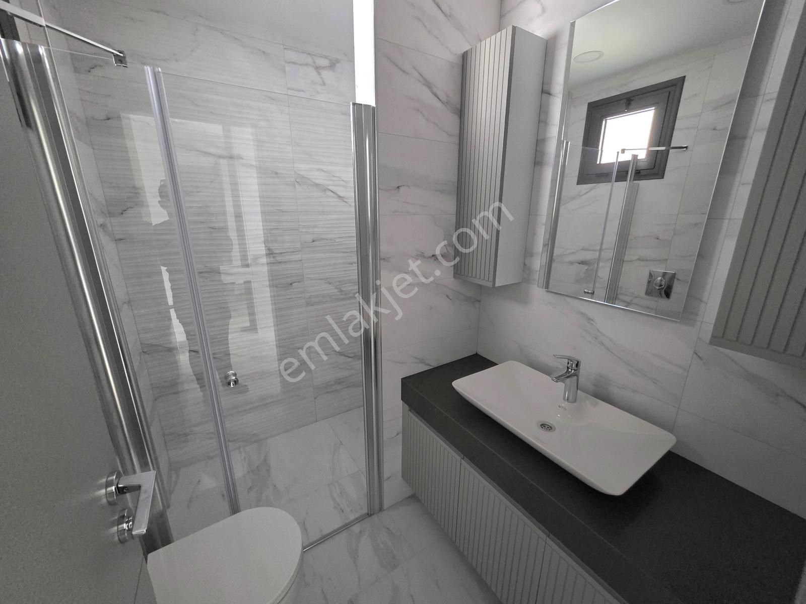 Kuşadası Soğucak'ta Sıfır Satılık Kaliteli Müstakil Villa - Görsel 26