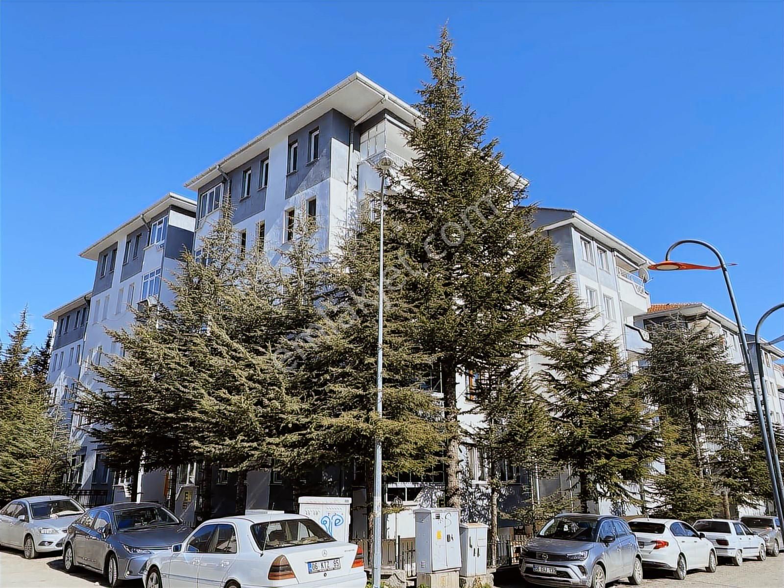 An-ka'dan Gazi'de Kaçmaz Fırsatt 3+1 Full Yapılı Daire