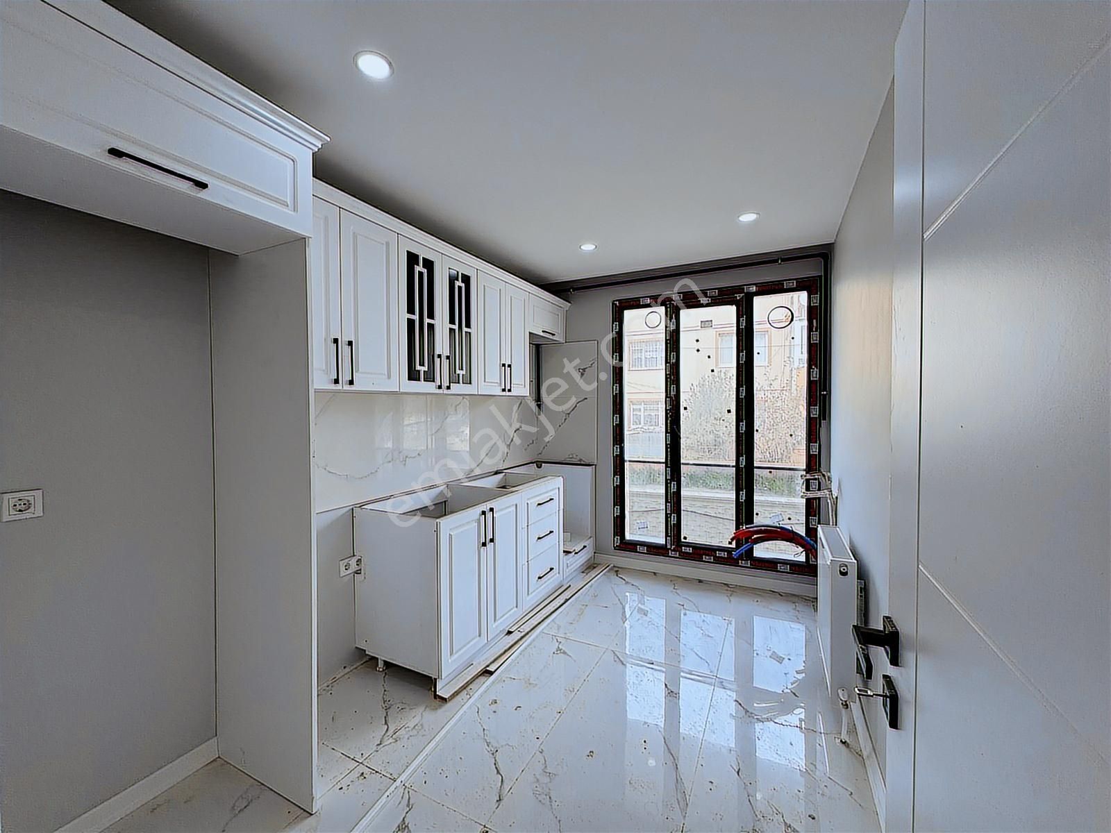 Büyükçekmece Kumburgaz'ın Kalbinde, A Kalite 2+1 Daire - Görsel 4