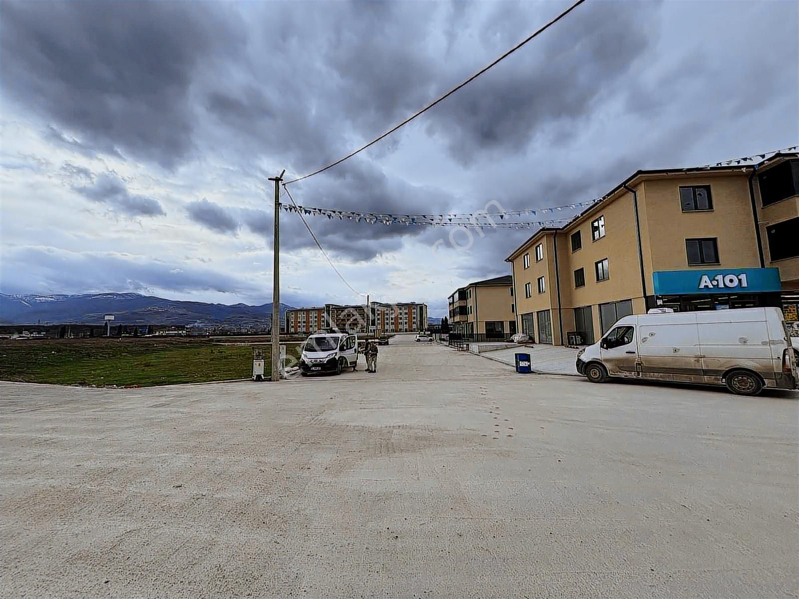 Full Eşyalı | Kombi Ankastre Cam Balkon Dahil | Sıfır 1+1 Daire - Görsel 14