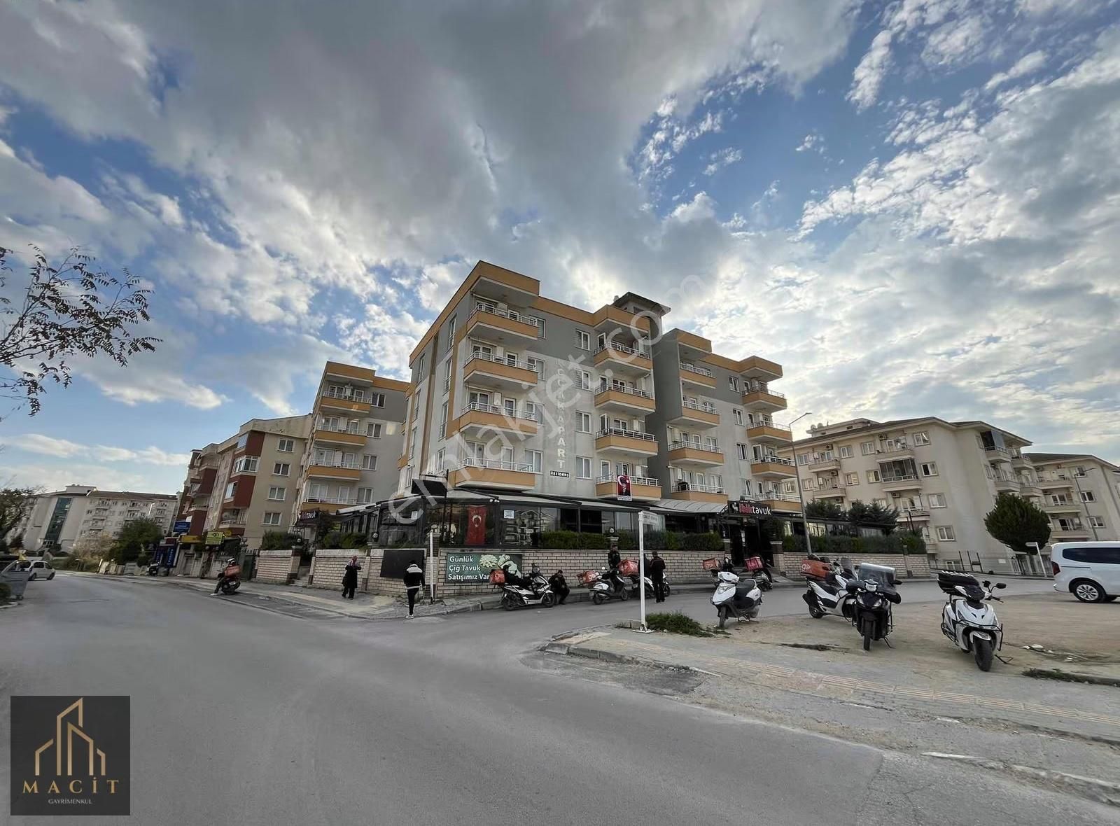 Macit'den Görükle'de Cadde Üzeri Kiralık Eşyalı 1+1 Daire - Görsel 7