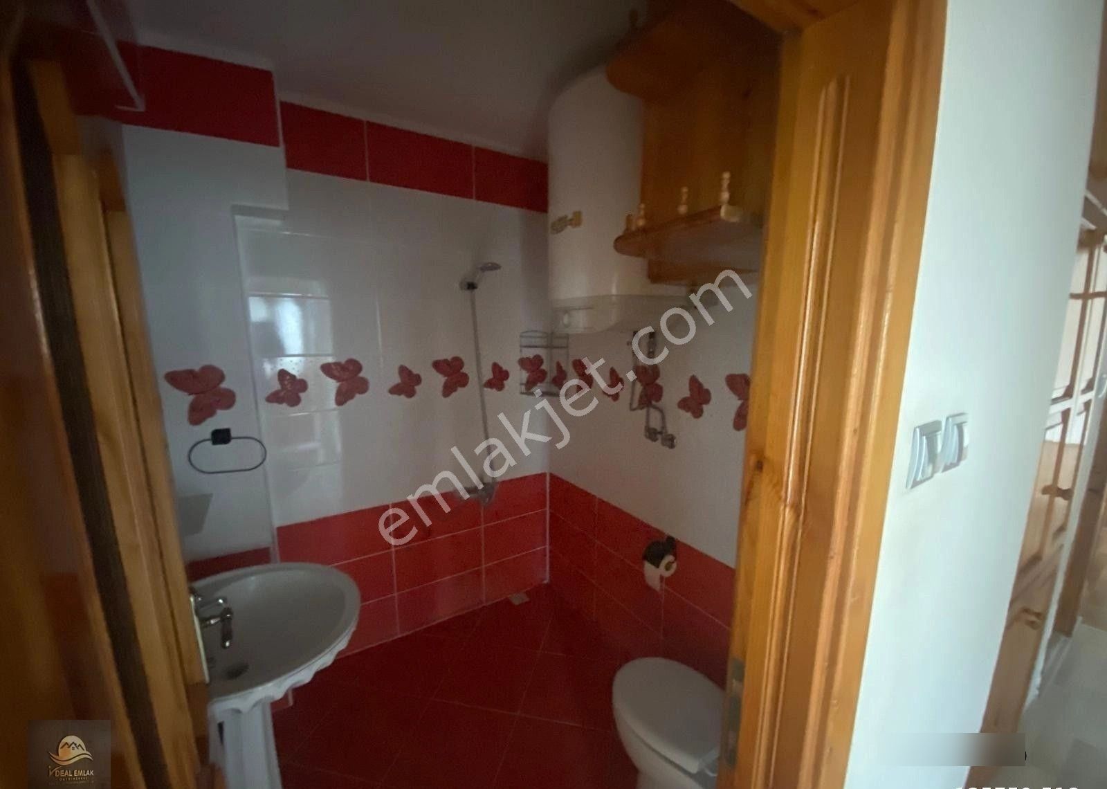 Yeşilyurt Mah Belediye Meydanı Kiralık 3+1 Daire - Görsel 5