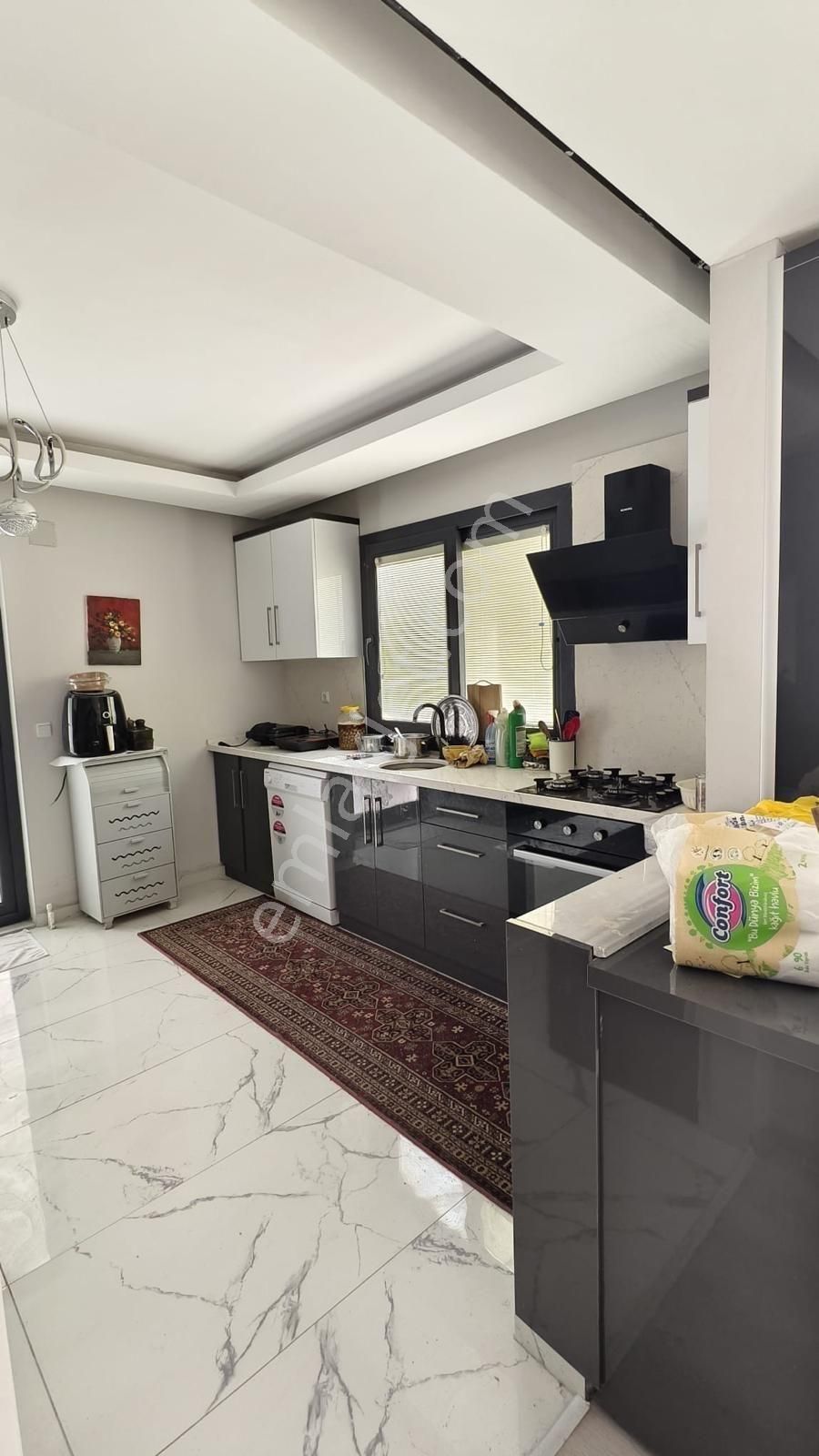 Karslı'da Altıneller Okulları Civ.yatay Mimari Masrafsız Lüks Bahçe Katı