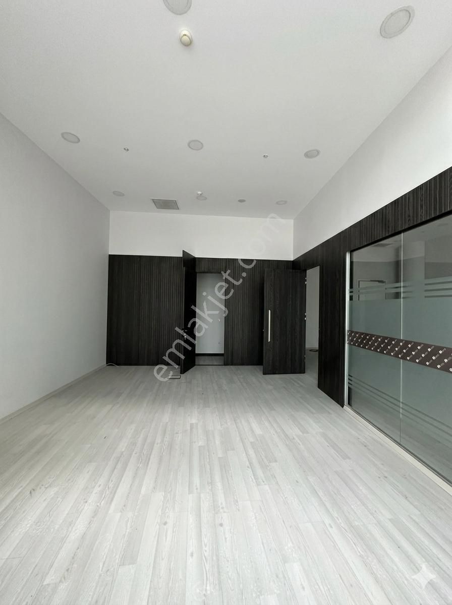 Remax Astyle'den Premier Kampüs'te Dekorasyonlu Premium Ofis - Görsel 12