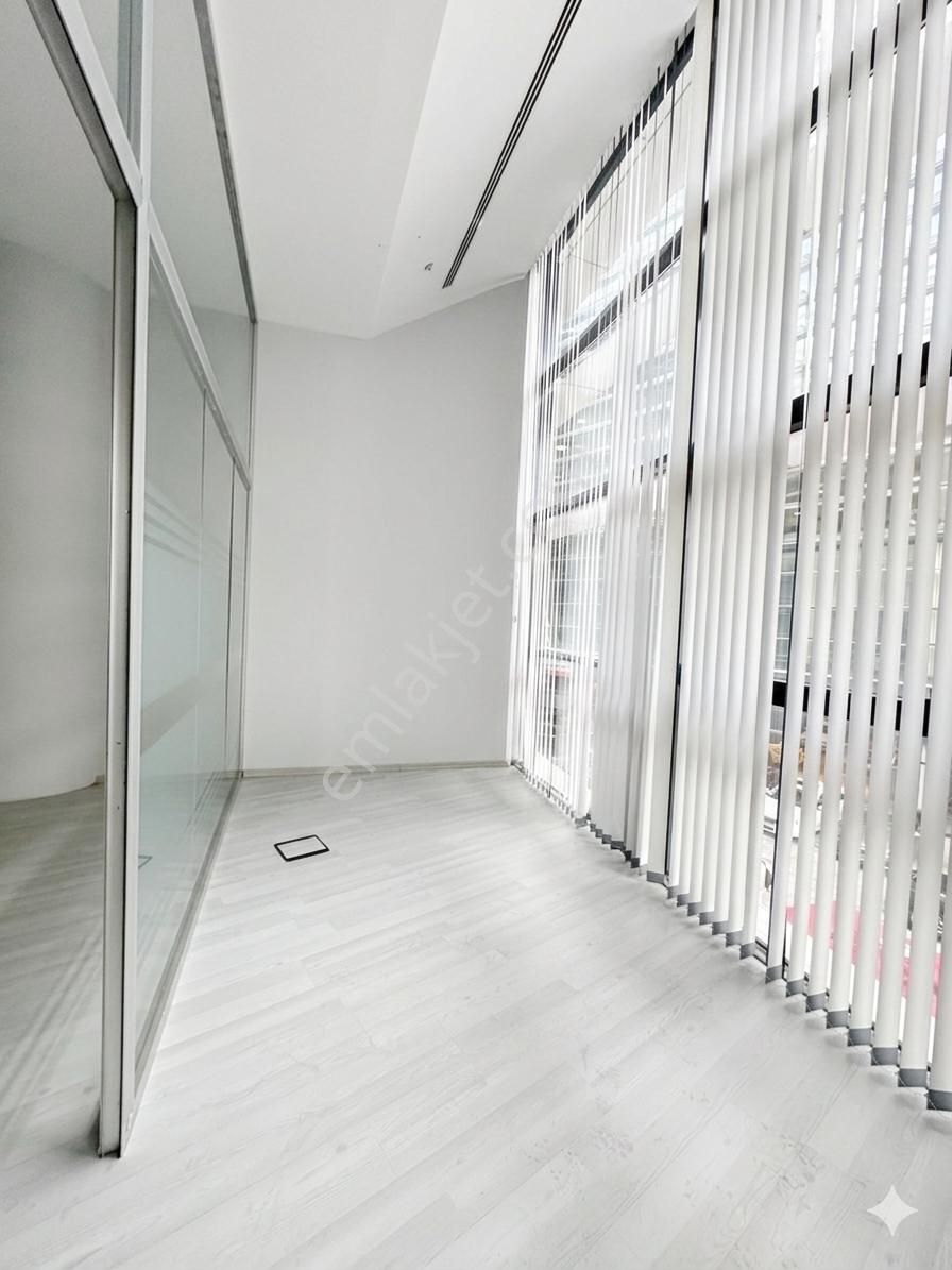 Remax Astyle'den Premier Kampüs'te Dekorasyonlu Premium Ofis - Görsel 9