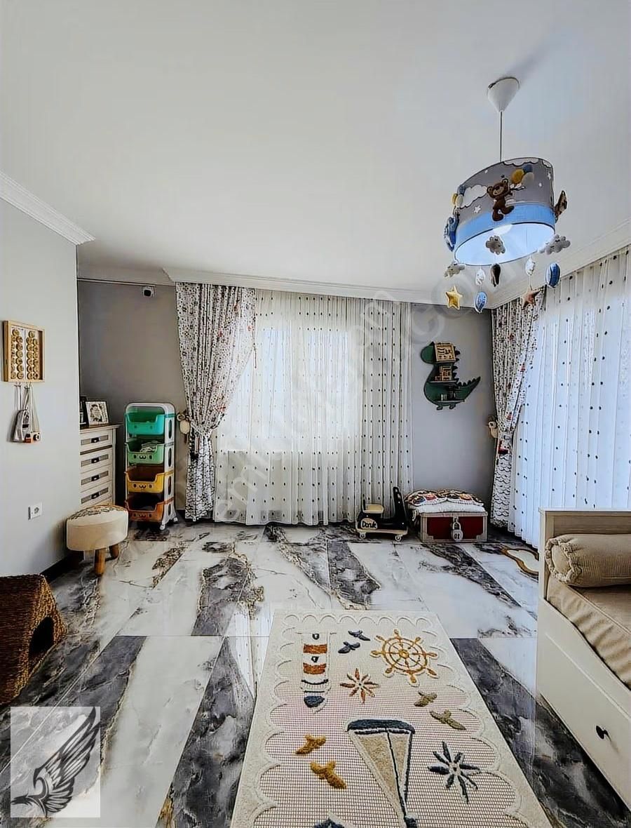 Seferihisar Merkezde Devasa Büyüklükte 140 M2 Dubleks Daire - Görsel 18