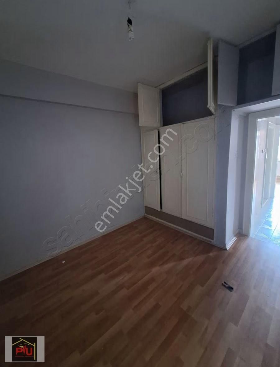 Farabi Caddesinde 3+1 Kiralık Daire - Görsel 14