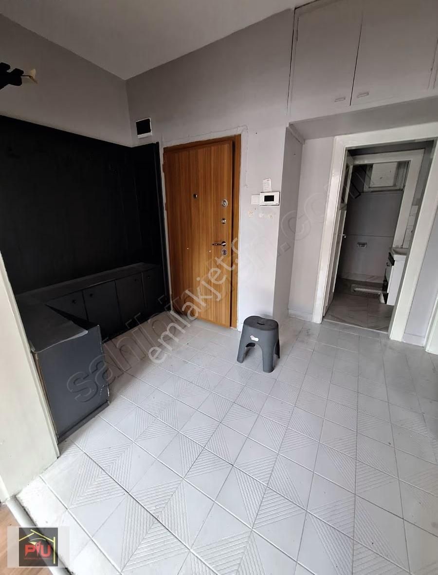 Farabi Caddesinde 3+1 Kiralık Daire - Görsel 13