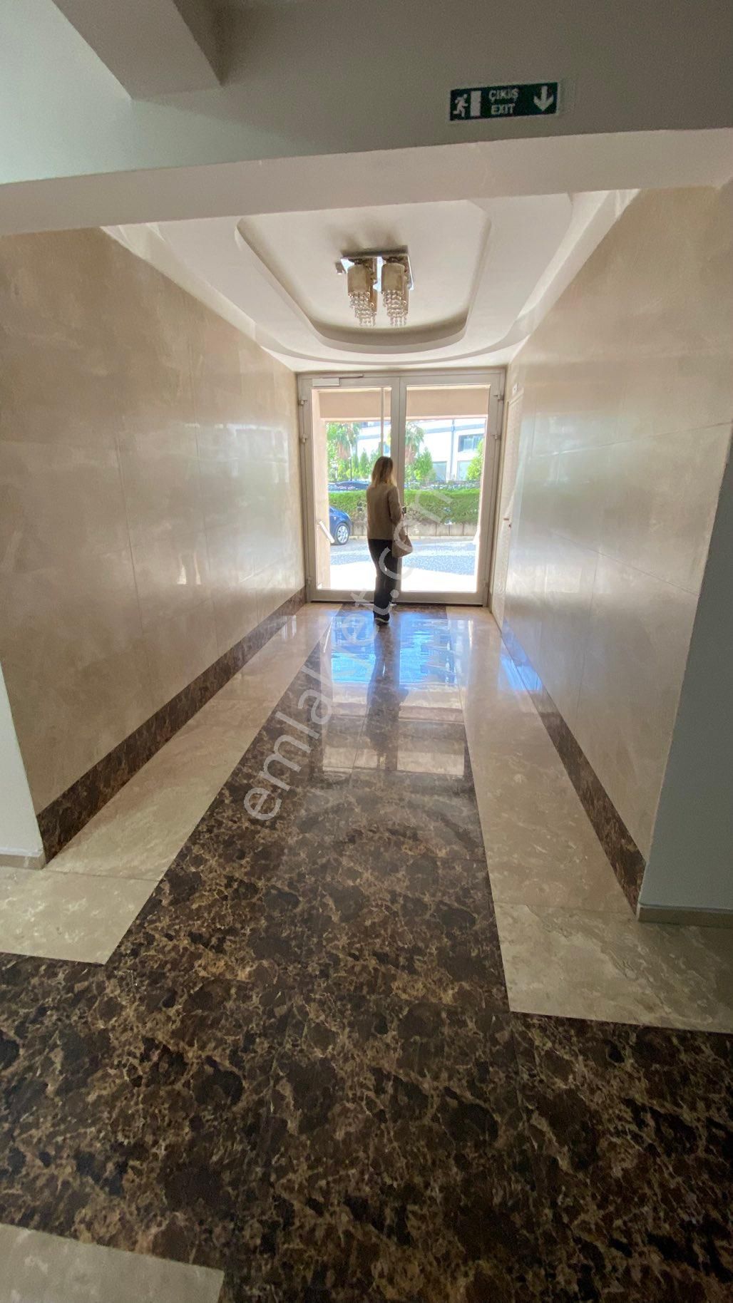 Mavişehir Su Evleri Metro Tramvay Yakını Otoparklı Satılık Daire - Görsel 10