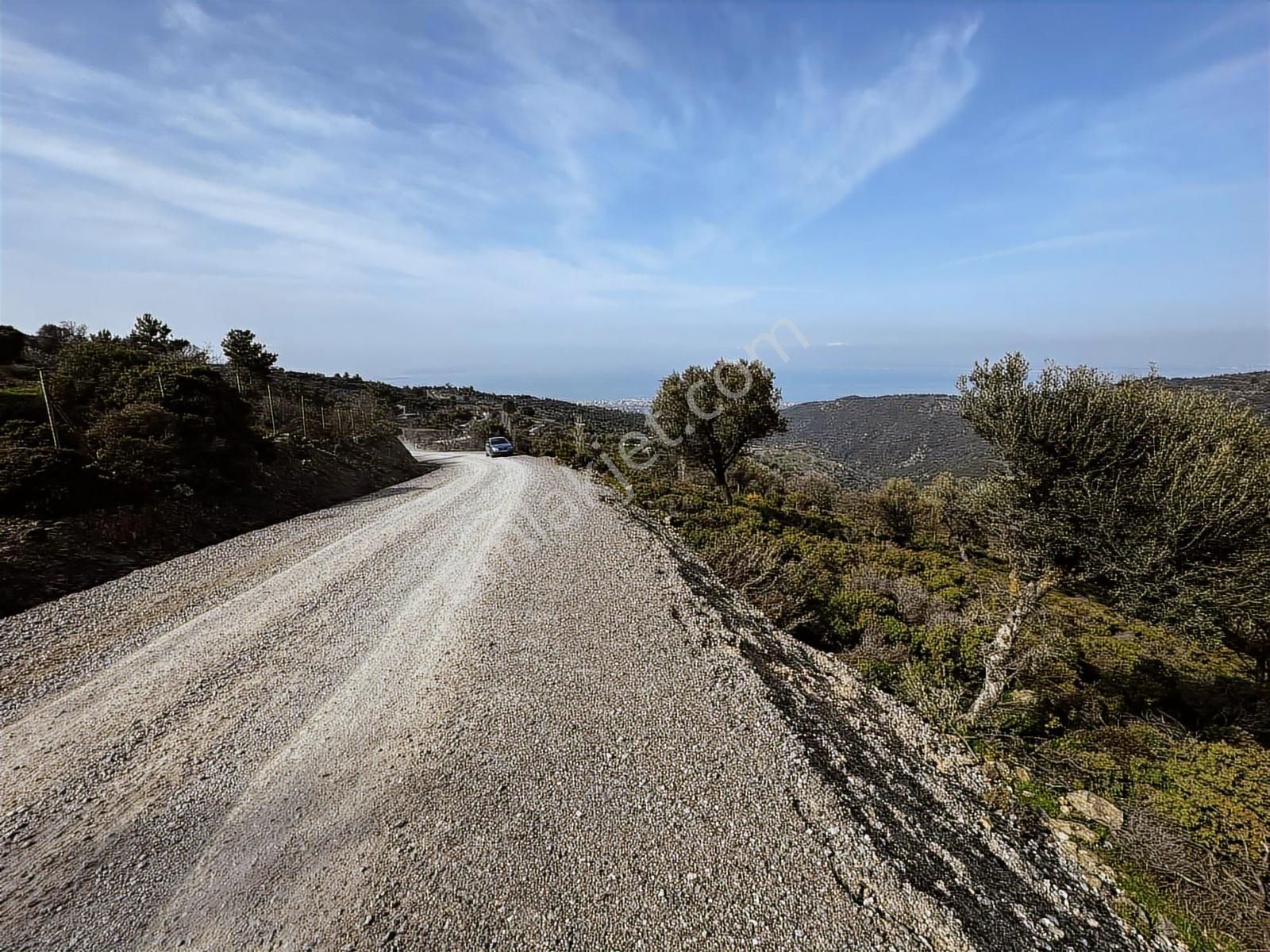 İzmir Güzelbahçe'de Deniz Manzaralı 16.041 M² Satılık Arsa - Görsel 25