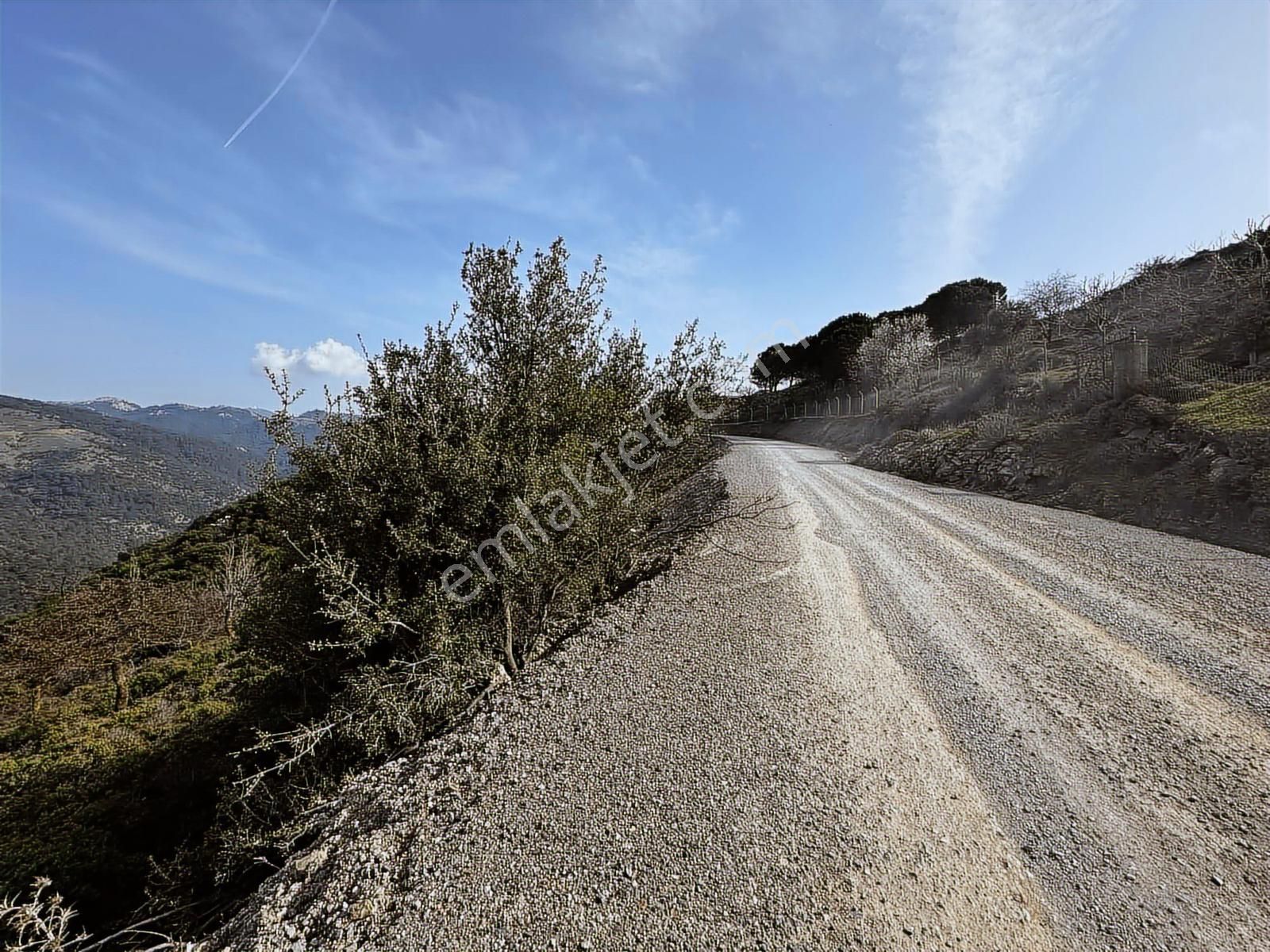 İzmir Güzelbahçe'de Deniz Manzaralı 16.041 M² Satılık Arsa - Görsel 20