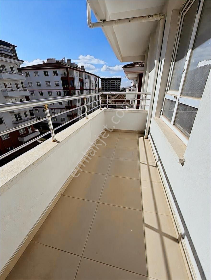 Temelli Alcı Mahallesinde Fırsat İskanlı Boş Satılık 3+1 Daire - Görsel 11