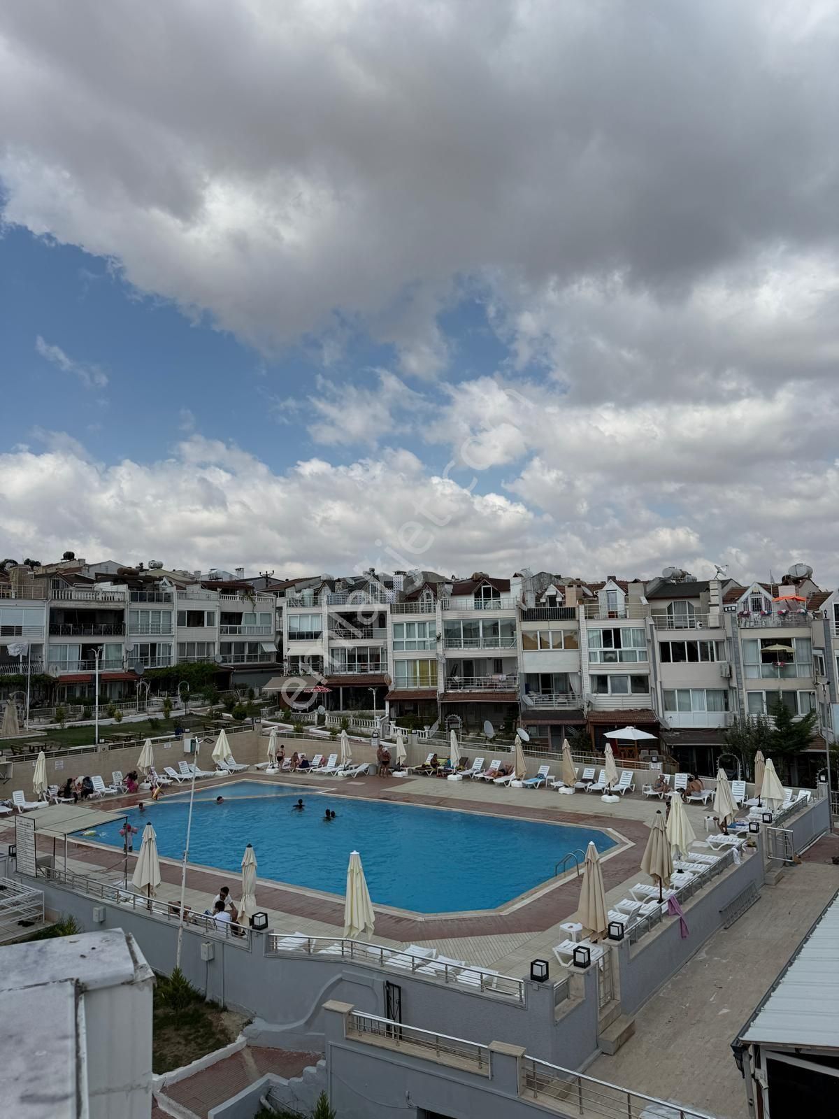 Göktürk Gayrımenkulden Yenıce Satılık Sıte Icınde