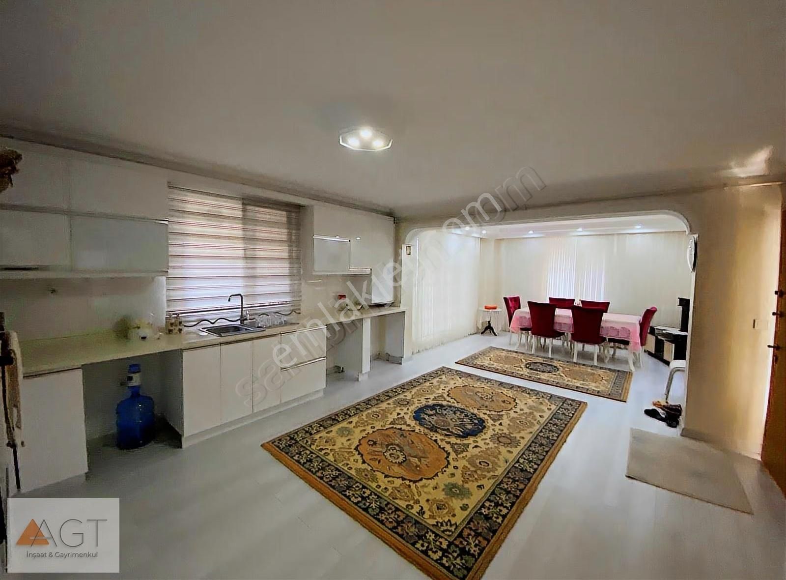 Agt'den İnkılap Mah Site İçinde Boş 70m2 2+1 Satılık Konut - Görsel 3