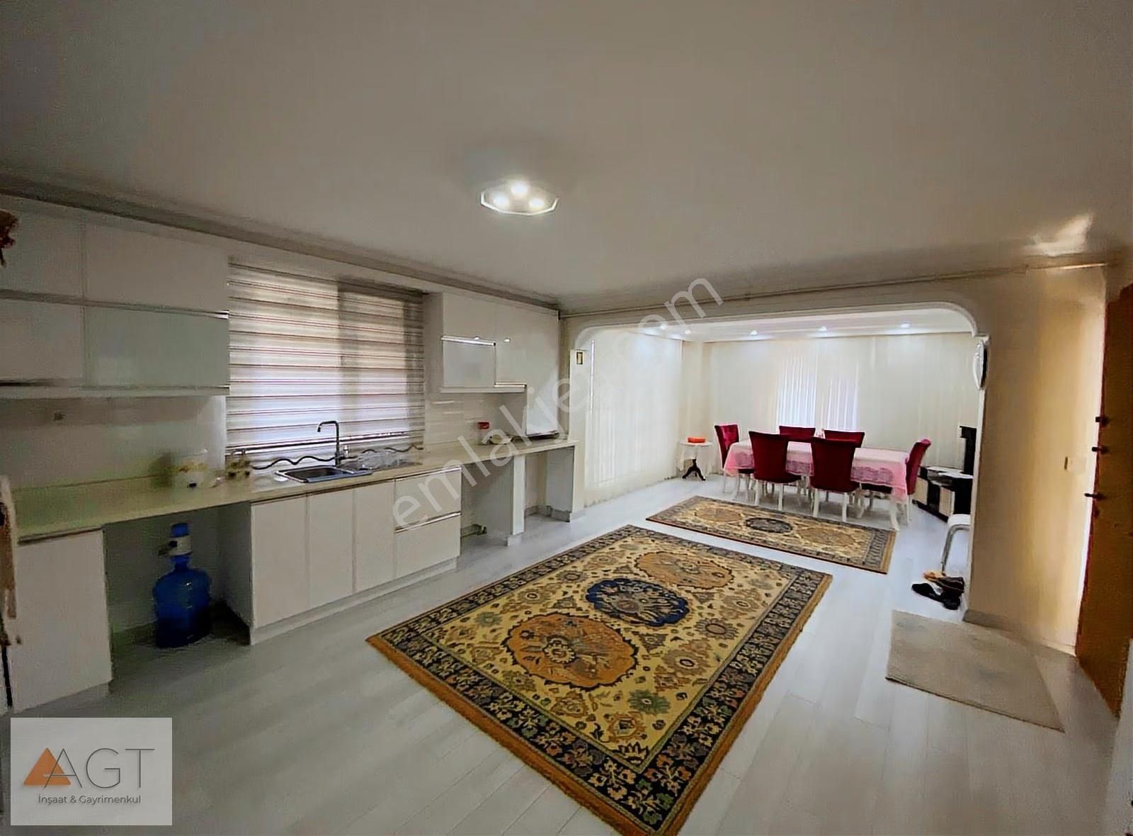 Agt'den İnkılap Mah Site İçinde Boş 70m2 2+1 Satılık Konut - Görsel 4