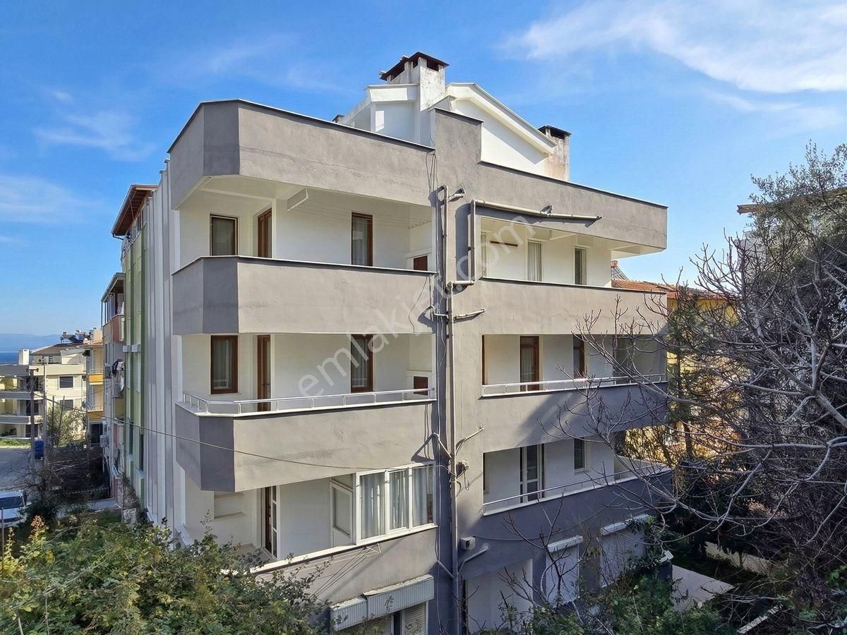 Altınoluk Merkezde Full Deniz Manzaralı 3+1 Masrafsız Dubleks Daire , Çift Banyo