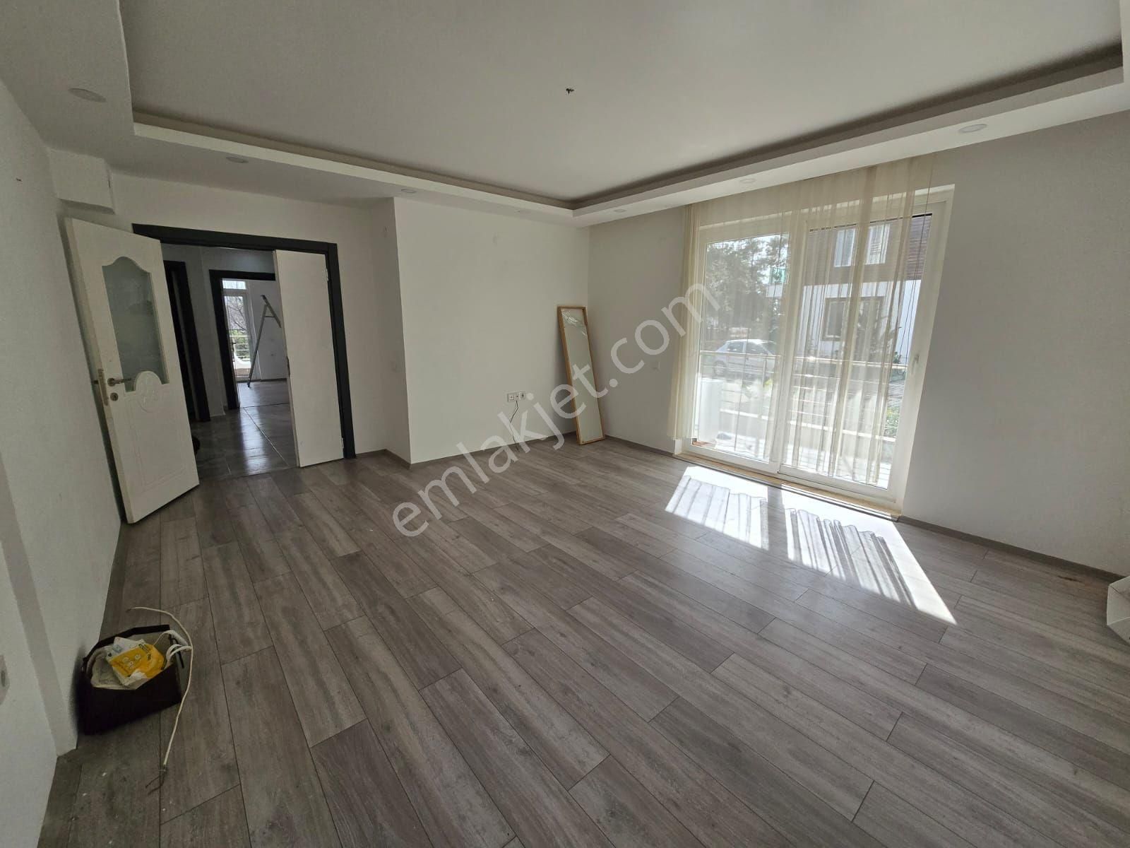 Döşemealtı Yeşilbayır’da Havuzlu Sitede Özel Bahçe Katı Geniş 3+1 Kiralık Daire - Görsel 20