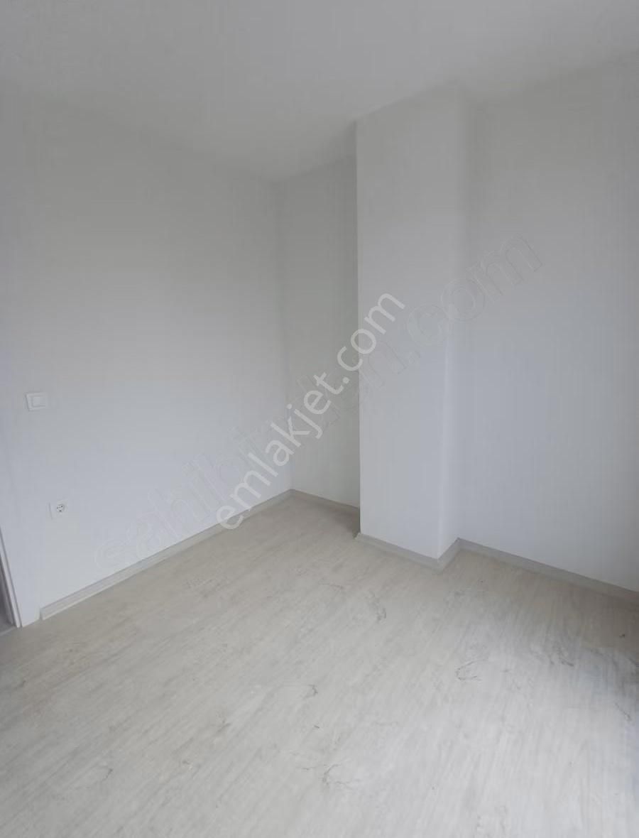 Rc//merkezde Süper Konumda Çift Cephe 1+1 Satılık Lüks Daire - Görsel 6