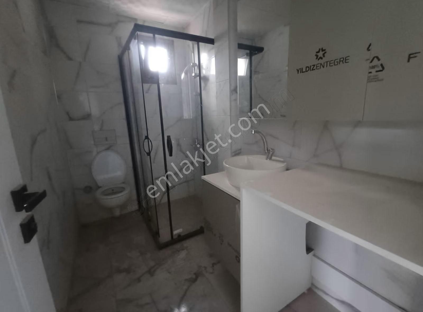 Rc//merkezde Süper Konumda Çift Cephe 1+1 Satılık Lüks Daire - Görsel 17