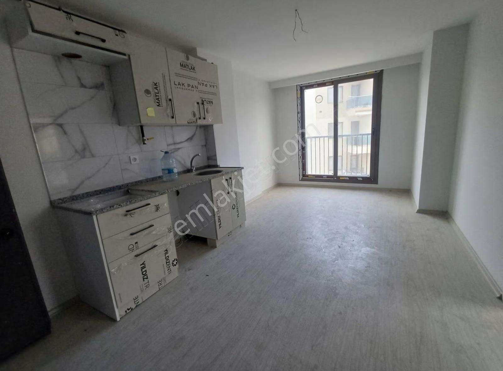 Rc//merkezde Süper Konumda Çift Cephe 1+1 Satılık Lüks Daire - Görsel 8