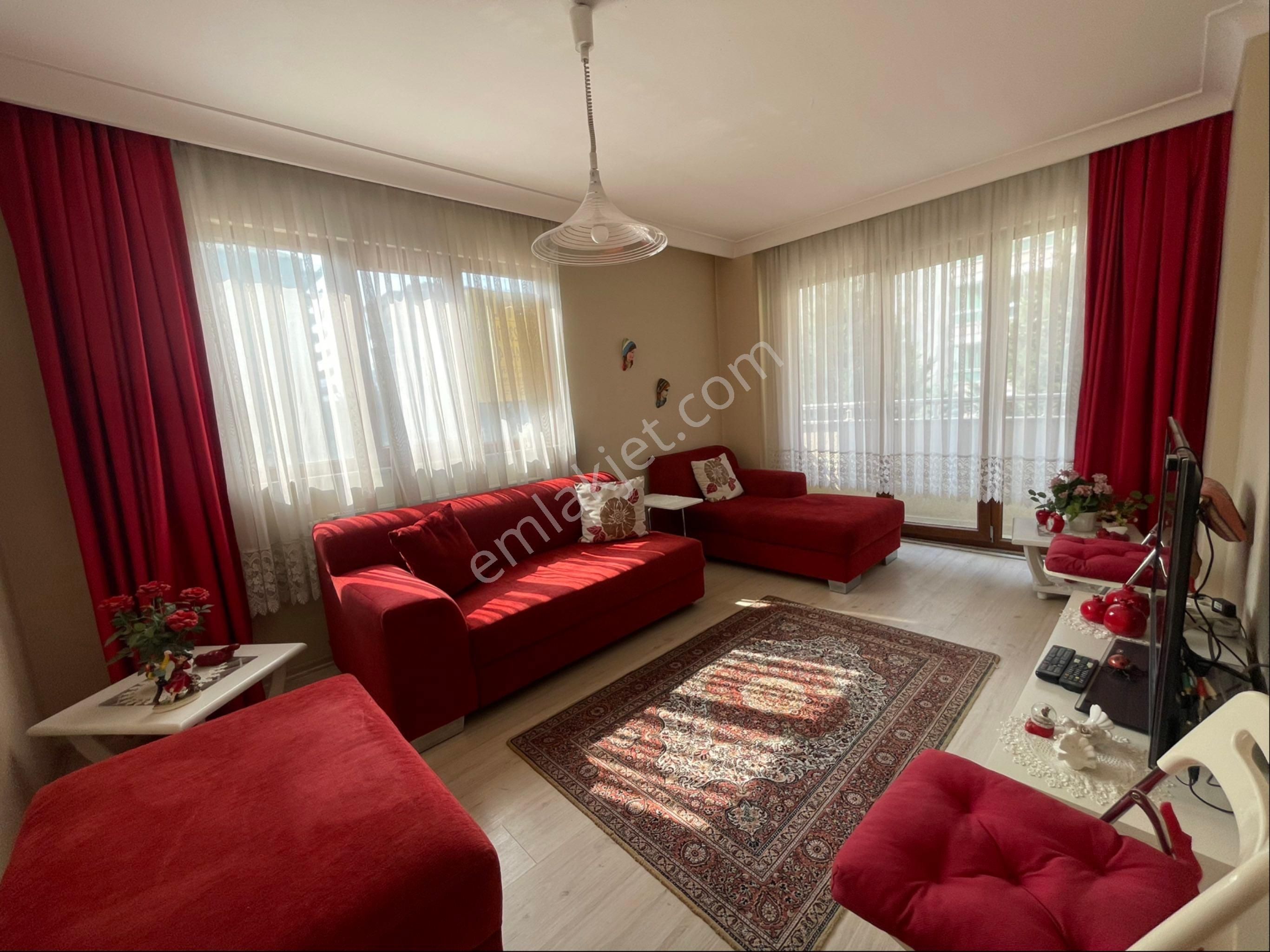 Elfi'den 23 Nisan Foreli Evler 4 Sitesinde 3+1 Satılık Daire - Görsel 15