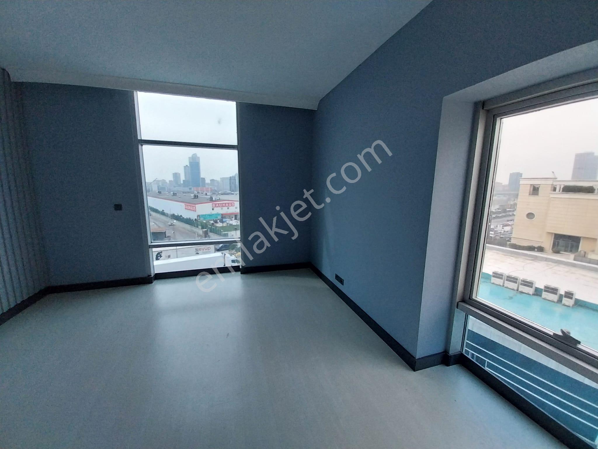 Ataşehir Flora Residence Kiralık 1+1 Ofis - Görsel 23