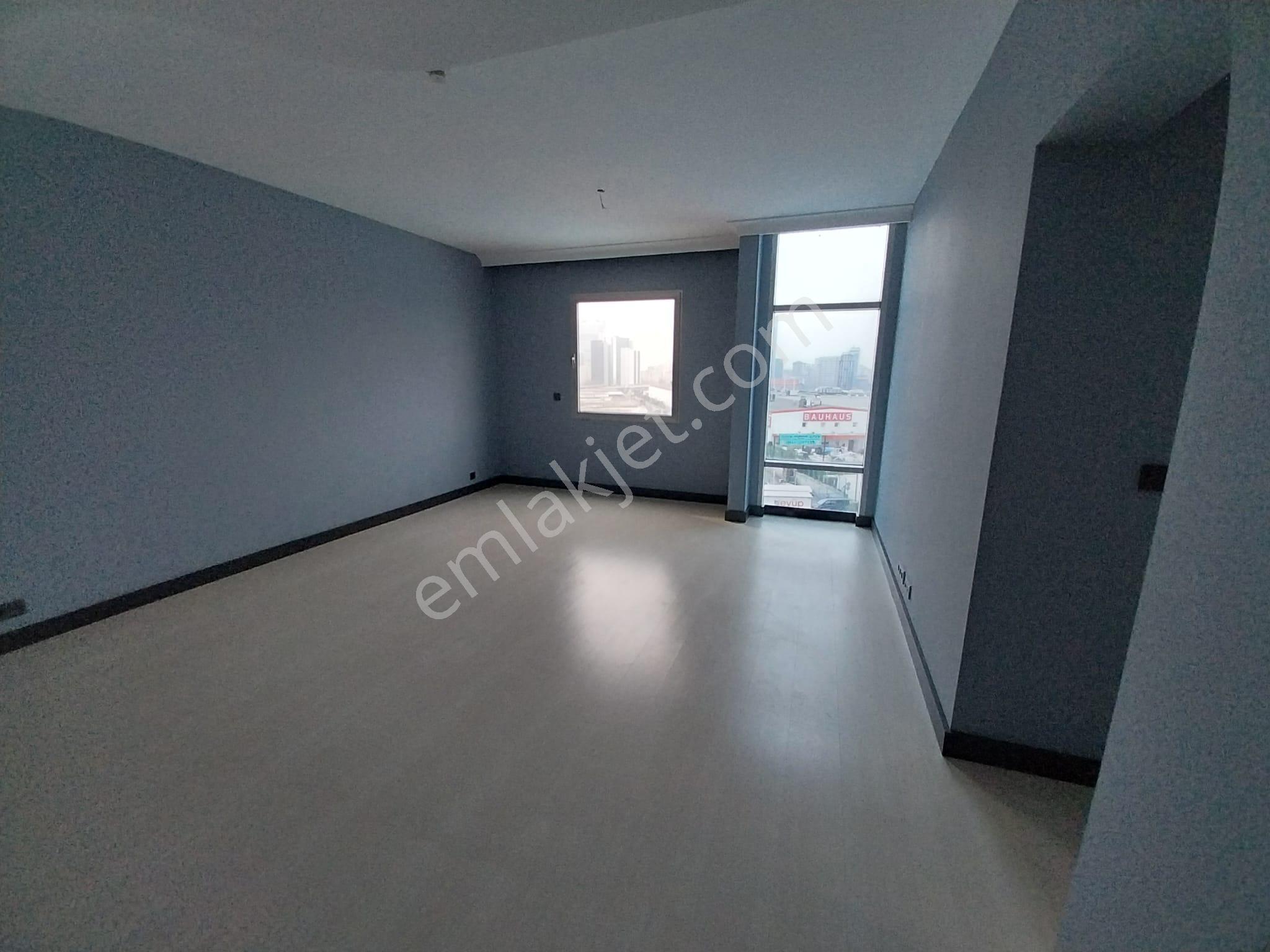 Ataşehir Flora Residence Kiralık 1+1 Ofis - Görsel 32