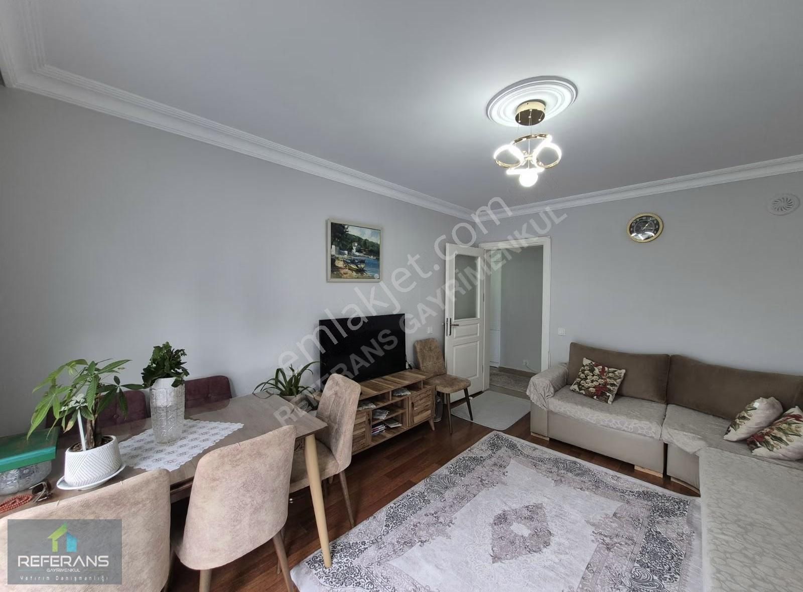 *kayaşehir Kiptaş Konutları Ara Kat Güney 2+1 Yapılı Daire*