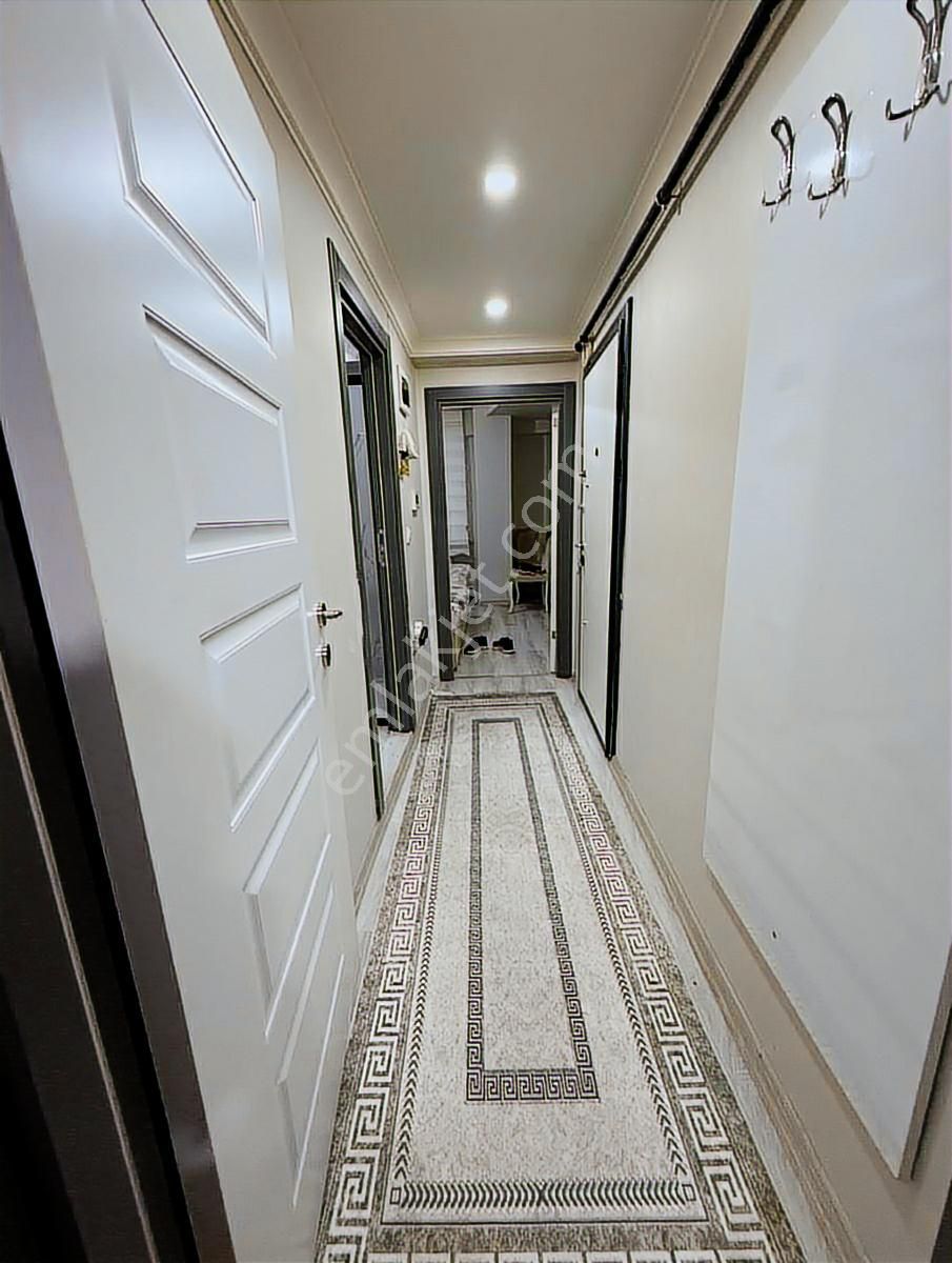Mehmet Akifte Krediye Uygun Satılık 1+1 Yüksek Giriş Kat - Görsel 2