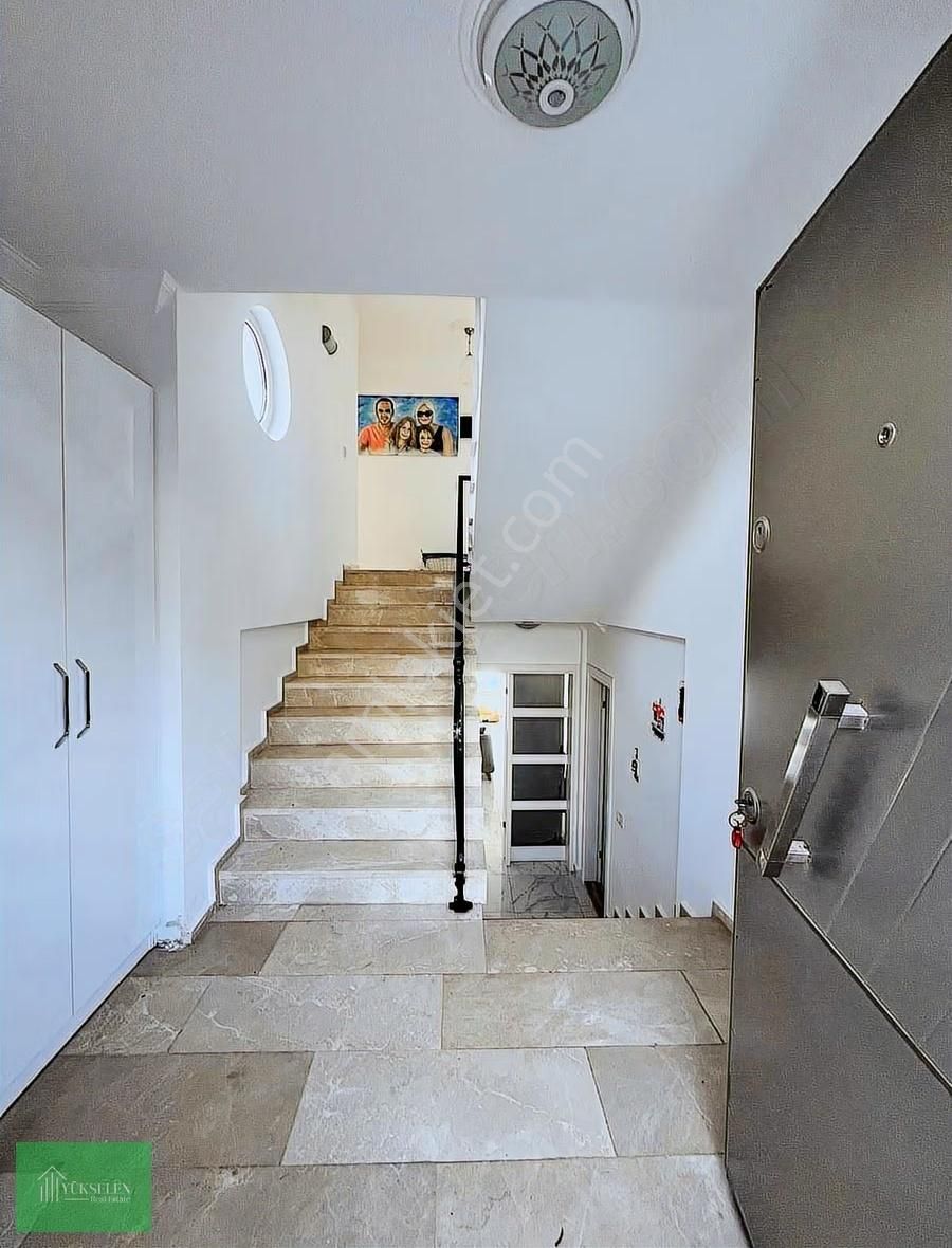 Yalıkavakta Müstakil Havuzlu Deniz Manzaralı Satılık Villa - Görsel 24