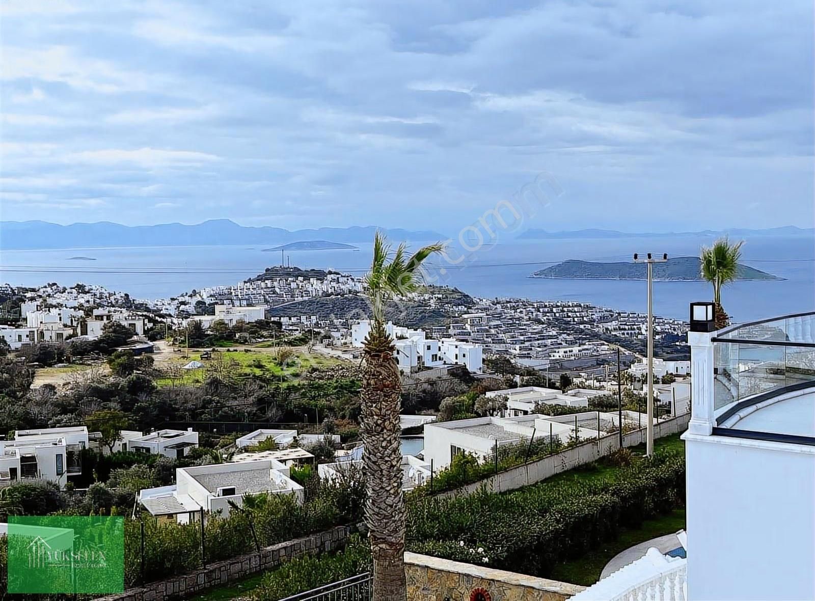 Yalıkavakta Müstakil Havuzlu Deniz Manzaralı Satılık Villa - Görsel 16