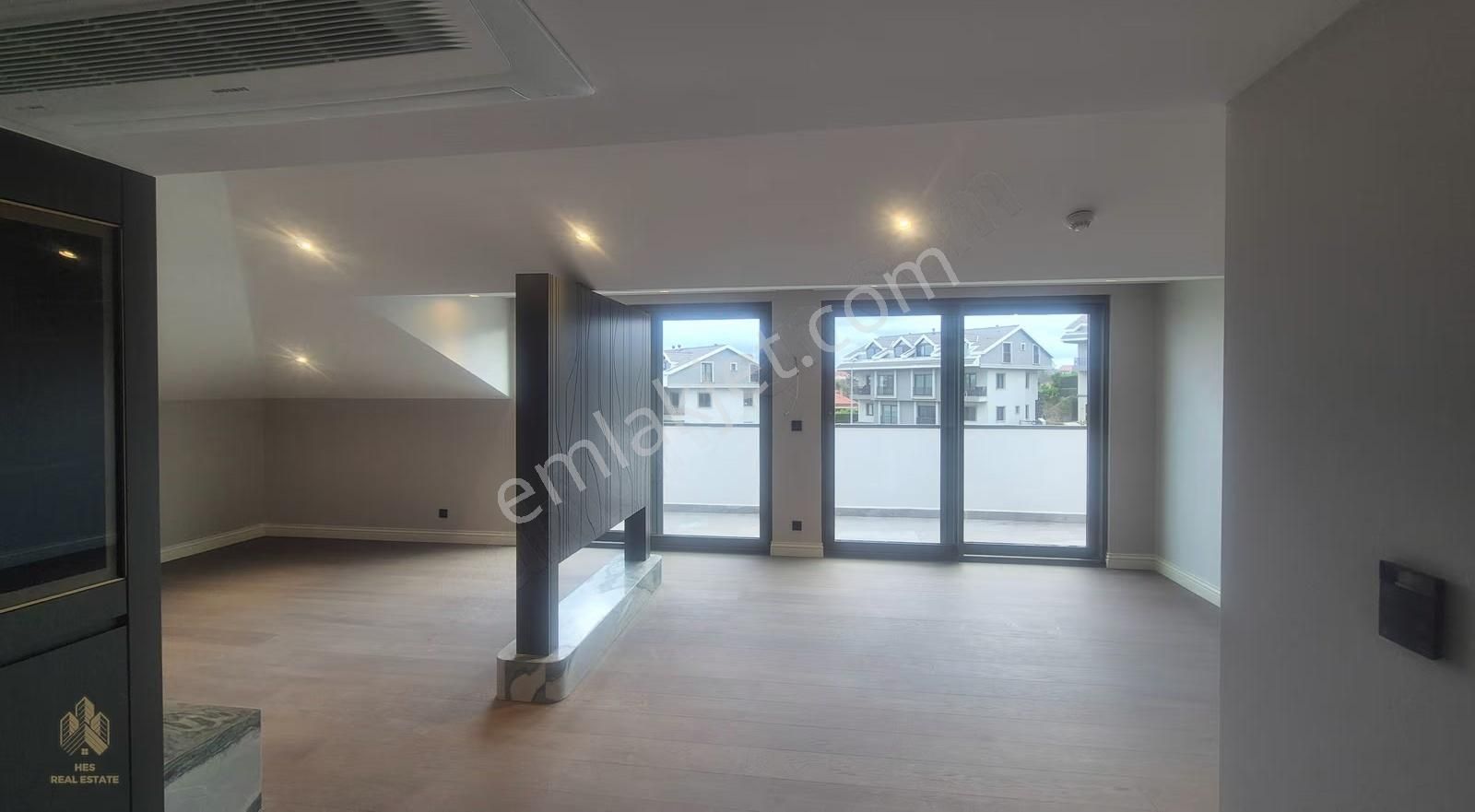 Demirciköy Çamlı Koru Evlerinde Satılık Özel Villa 5+2 - Görsel 23