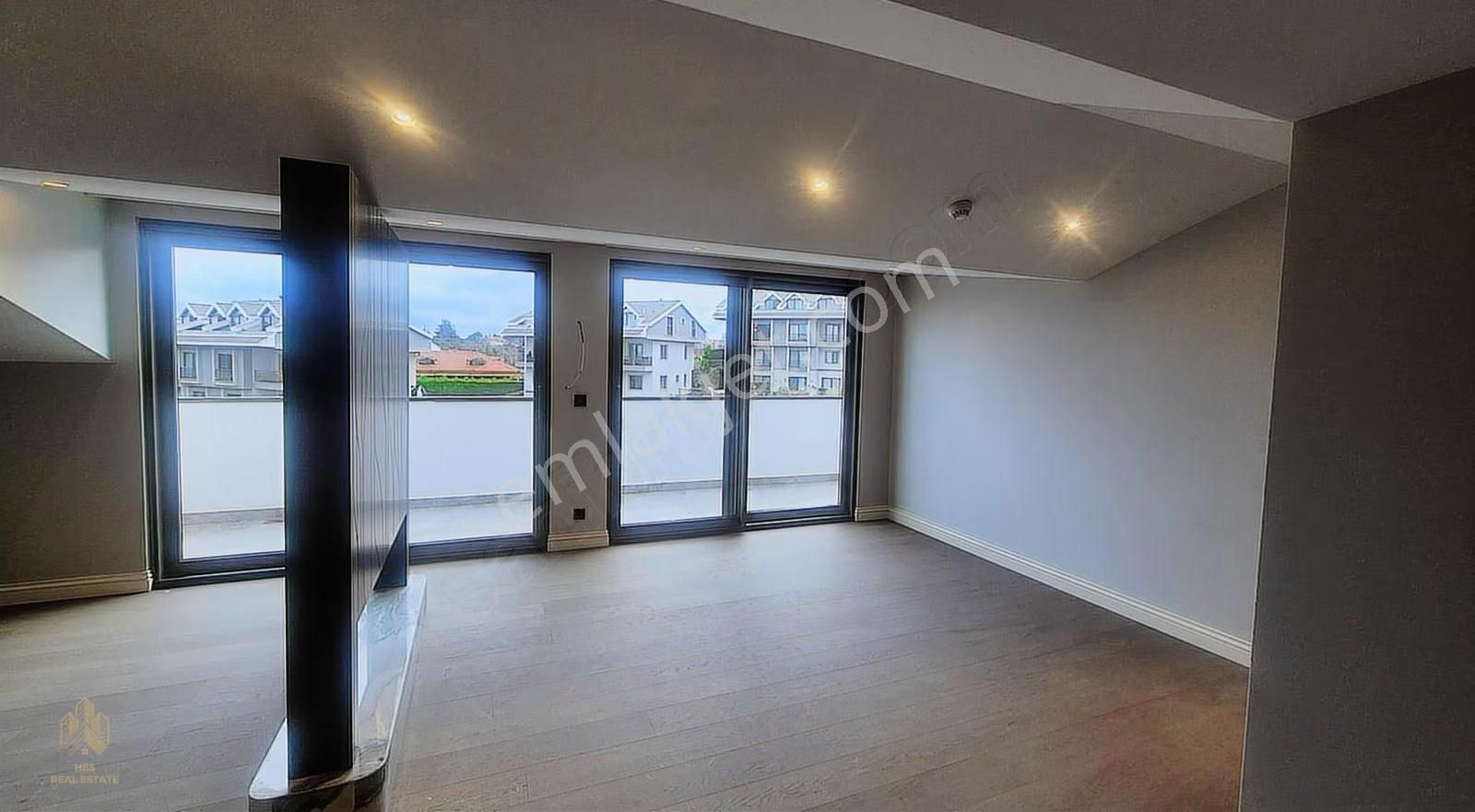 Demirciköy Çamlı Koru Evlerinde Satılık Özel Villa 5+2 - Görsel 5