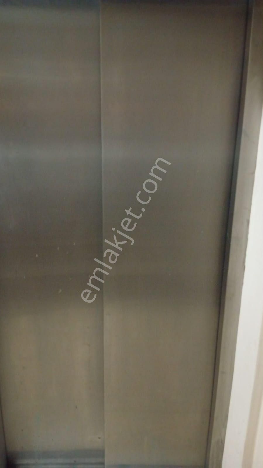 Aydin Zafer Mahallesinde Satılık Eşyalı - Görsel 19