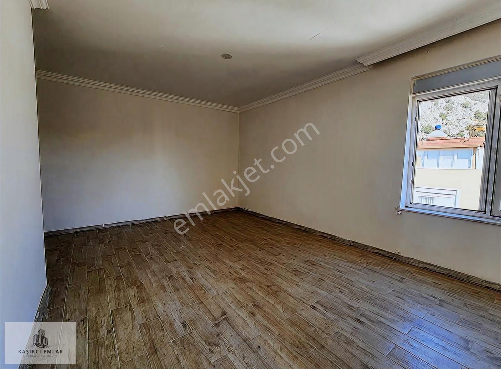 Hurma Mah. Havuzlu Site İçerisinde 3+1 Satılık Dublex Daire - Görsel 2